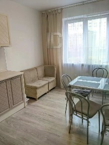 Продается 3-комн. квартира, 75,8 м²