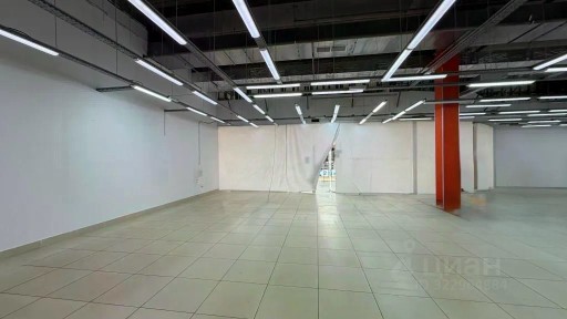 Сдается торговая площадь, 338 м²