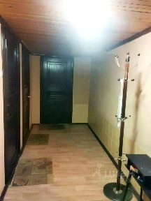Сдается 4-этажный дом, 270 м²