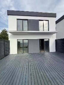 Продается 2-этажный коттедж, 100 м²