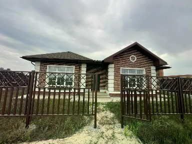 Продается 1-этажный дом, 212 м²
