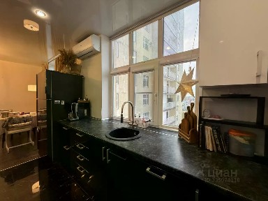 Продается 2-комн. квартира, 76,5 м²