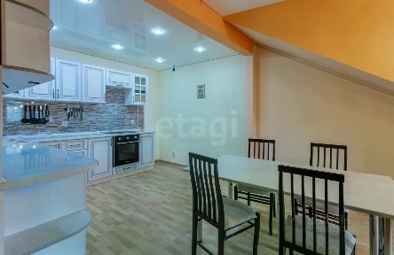 Продается студия, 60 м²