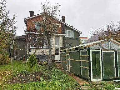 Продается 2-этажный дом, 215 м²