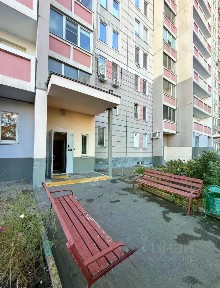 Продается 1-комн. квартира, 42 м²