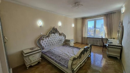 Продается 4-комн. квартира, 107 м²