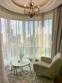 Продается 5-комн. квартира, 232,8 м²