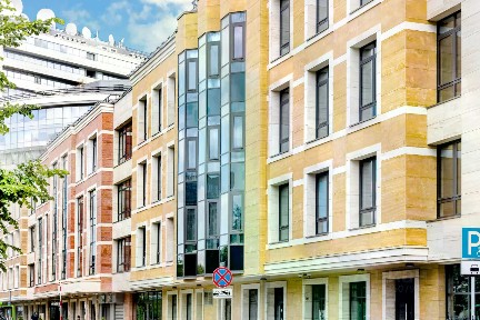 Продаются 4-комн. апартаменты, 145,9 м²