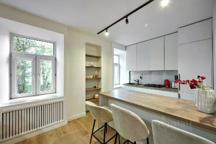 Продается 2-комн. квартира, 64 м²