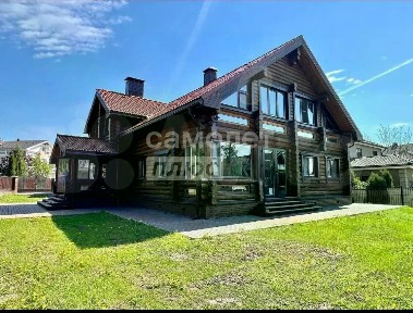 Продается 2-этажный дом, 260 м²