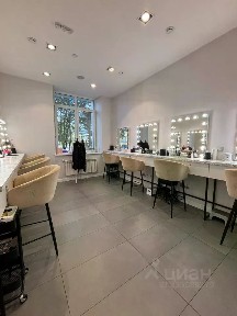 Продается готовый бизнес ⋅ салон красоты, 360 м²