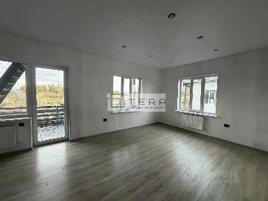 Продается 2-этажный дом, 170 м²