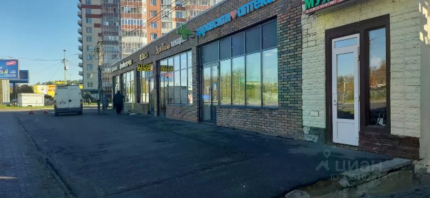 Сдается торговая площадь, 600 м²