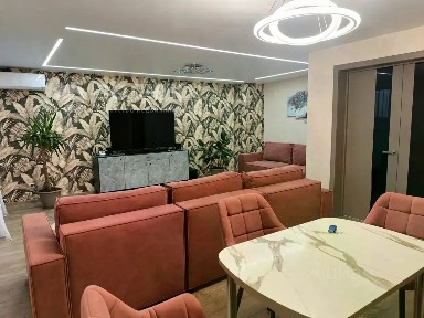Продается 3-комн. квартира, 100 м²