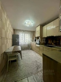 Продается 2-комн. квартира, 76 м²