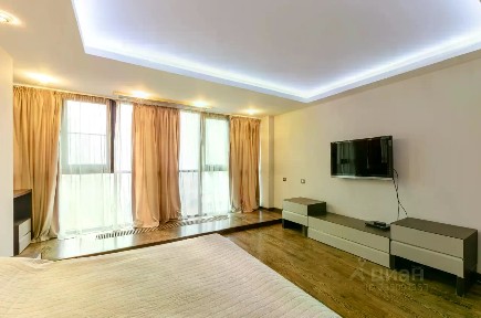 Продается 3-комн. квартира, 111 м²