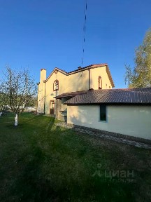 Продается 3-этажный дом, 440 м²