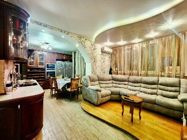 Сдается 4-комн. квартира, 110 м²