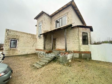 Продается 2-этажный дом, 243 м²