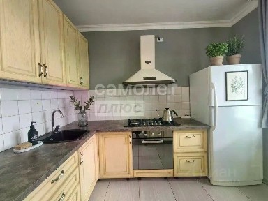 Продается 2-этажный дом, 180 м²