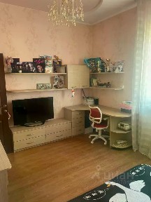 Продается 3-этажный дом, 396 м²