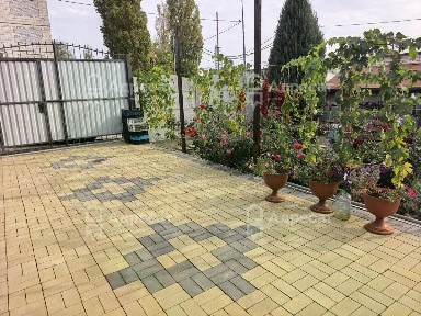 Продается 2-этажный дом, 169 м²