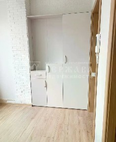 Продается 3-комн. квартира, 76 м²