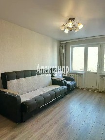 Продается 3-комн. квартира, 58,6 м²