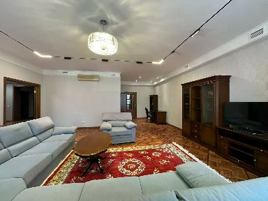 Сдается 3-комн. квартира, 169 м²