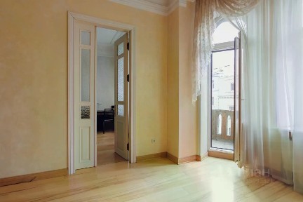 Продается 5-комн. квартира, 152,7 м²