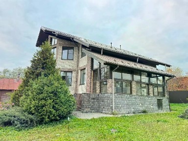 Продается 2-этажный дом, 319,6 м²