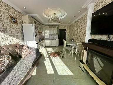 Продается 2-комн. квартира, 74 м²