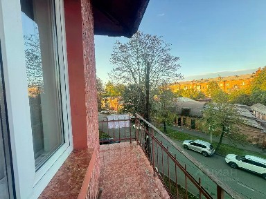 Продается 2-комн. квартира, 55 м²