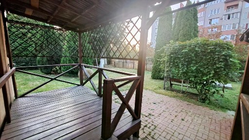 Сдается 2-этажный дом, 146 м²
