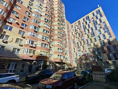 Продается 3-комн. квартира, 163,3 м²