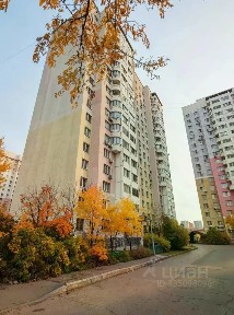 Продается 2-комн. квартира, 65 м²