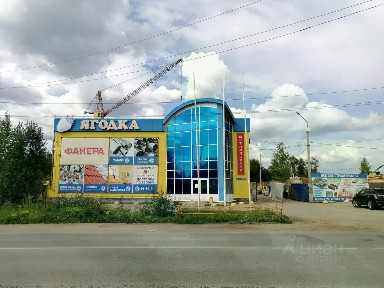 Продается торговая площадь, 247 м²