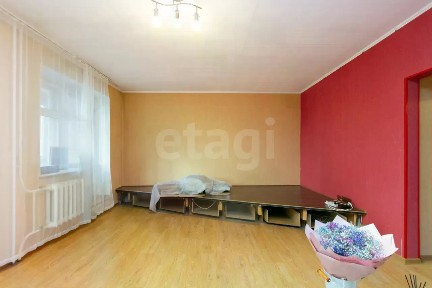 Продается 2-комн. квартира, 70,2 м²