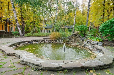 Продается 3-этажный дом, 549 м²