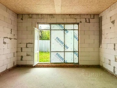Продается 3-этажный таунхаус, 149 м²