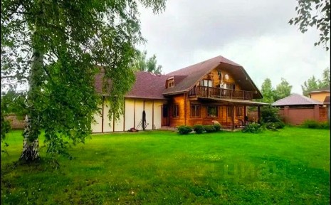 Продается 2-этажный дом, 296 м²