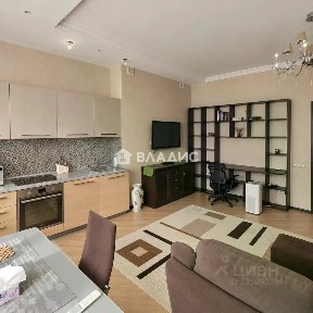 Продается 2-комн. квартира, 69 м²
