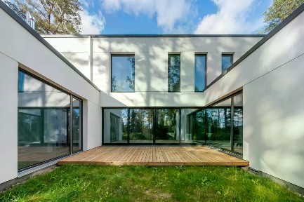 Продается 2-этажный коттедж, 535 м²