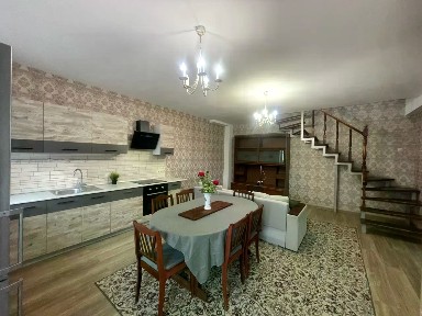 Сдается 2-этажный таунхаус, 107 м²