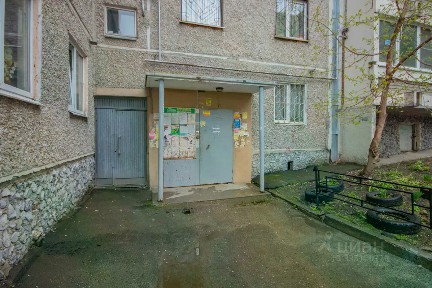 Продается 4-комн. квартира, 77 м²