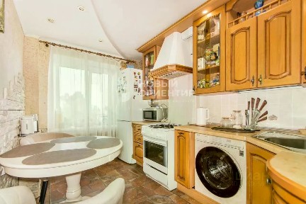 Продается 3-комн. квартира, 54 м²