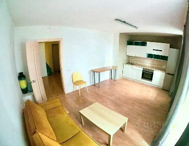 Продается 2-комн. квартира, 82,4 м²