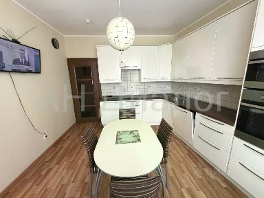 Продается 2-комн. квартира, 85 м²