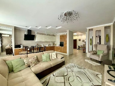 Продается 3-комн. квартира, 130,5 м²