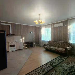 Сдается 1-этажный дом, 72 м²